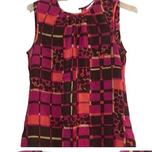 Small sleeveless blouse purple and black